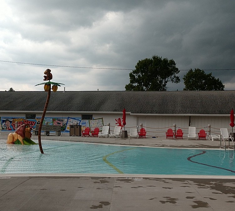 marshall-community-pool-photo